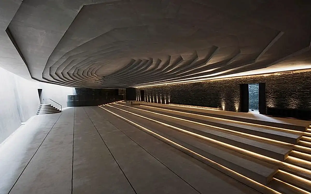 Türk Mimarisinde Modern Akımlar